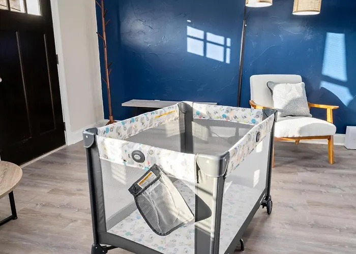 Apartment Cozy King Bed With Free Parking